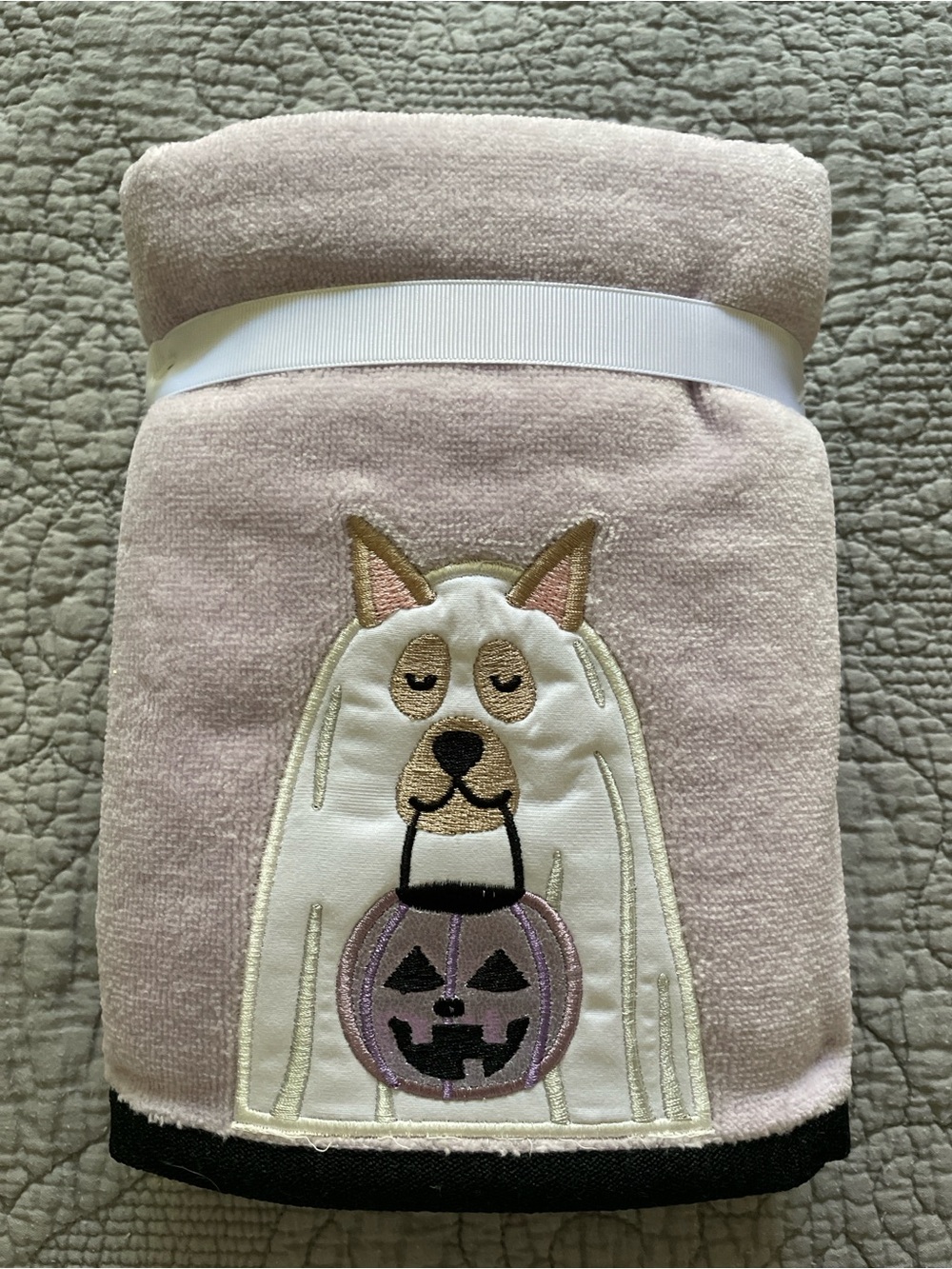 Kassa Decor lavender Halloween ghost dog embroidered hand towels - Picture 5 of 5